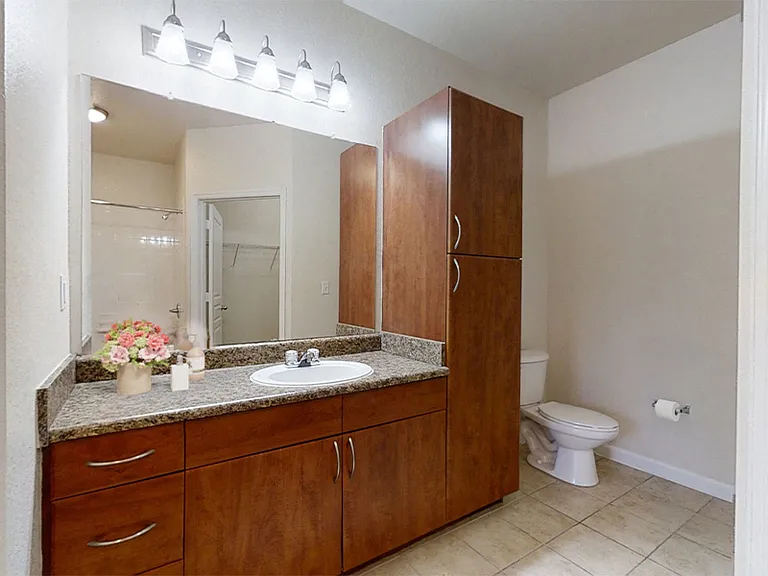 Reserve At Beachline Apartments — Photo 21