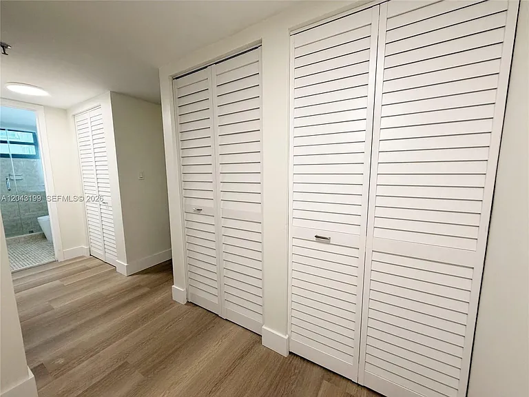 2625 Collins Ave #215 — Photo 10