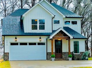 604 N Providence St, Waxhaw, NC 28173