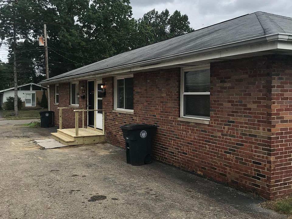 1st image of 210 Kenwood Ave