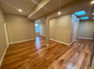 136 Inman St #1, Cambridge, MA 02139