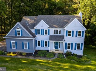 205 Oxford Hill Ln, Downingtown, PA 19335