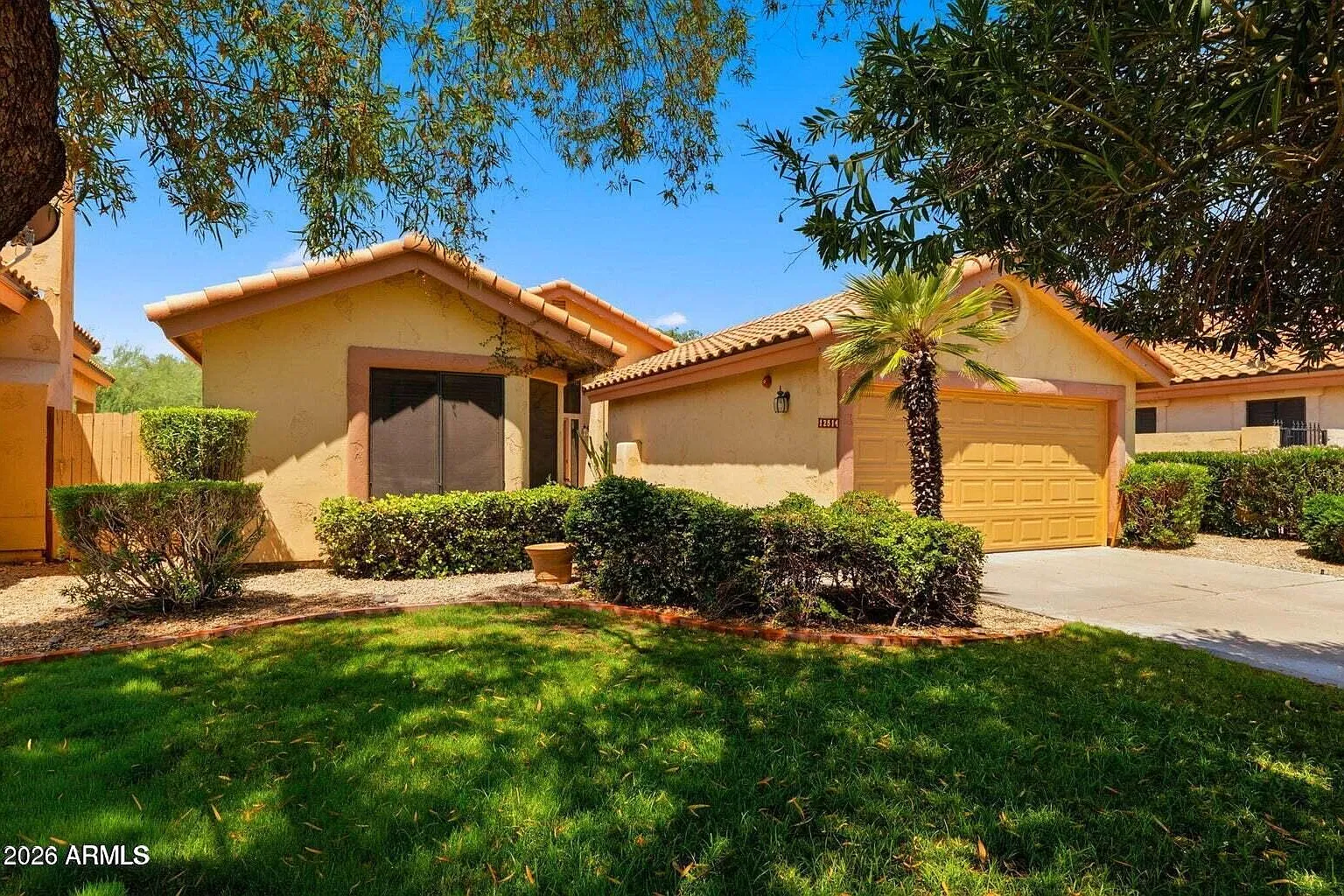 3 bed, 2.0 bath, 1649 sqft, $2,595 — Photo 1