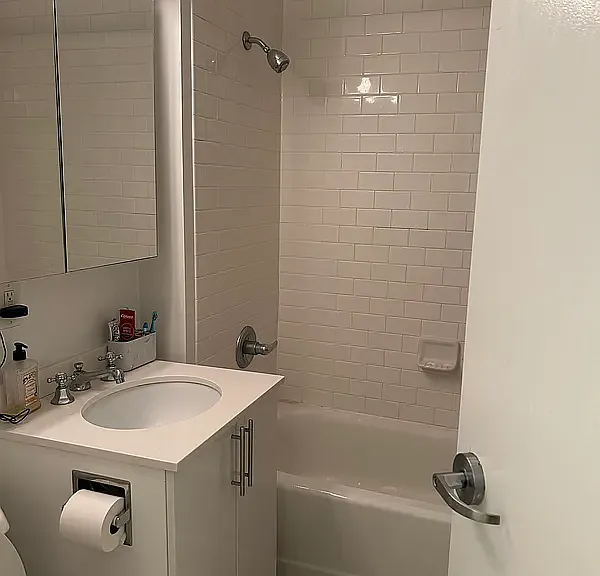 348 W 38th St #12EA — Photo 6