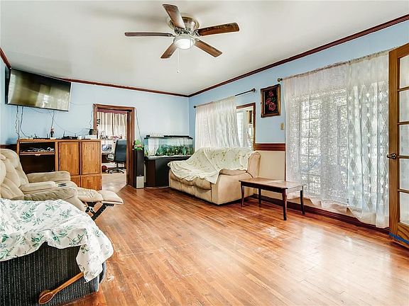 4th image of 5017 Panola Ave