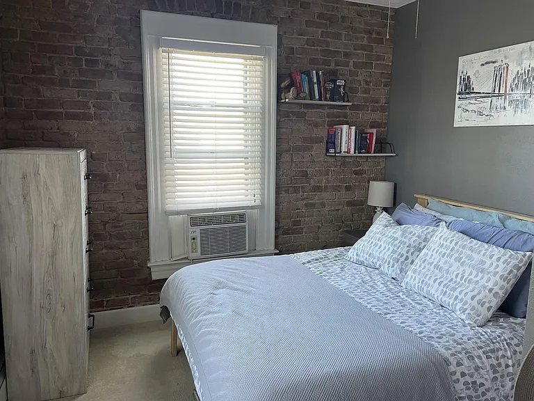 77 W Archer Pl #204 — Photo 4