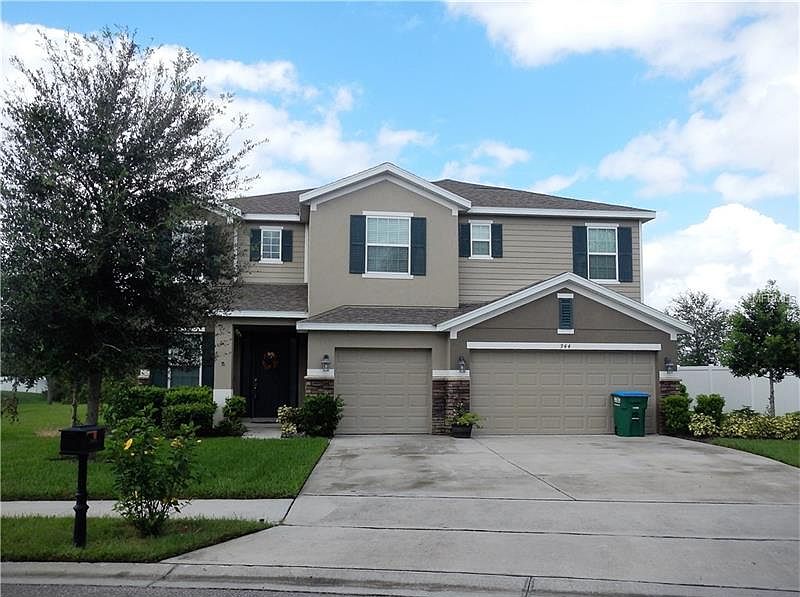 1st image of 944 Grapewood St