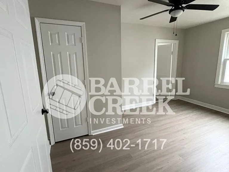 309 Richmond Ave — Photo 8