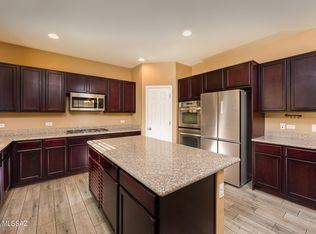 13796 S Camino Linio, Sahuarita, AZ 85629