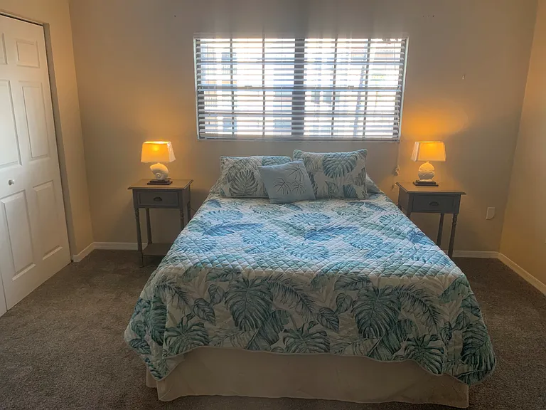 6100 Gulfport Blvd S #304 — Photo 11