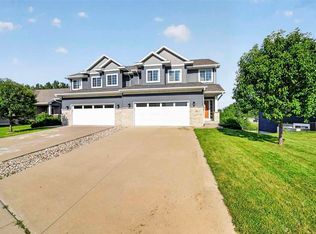 1882 Carroll Ct, North Liberty, IA 52317