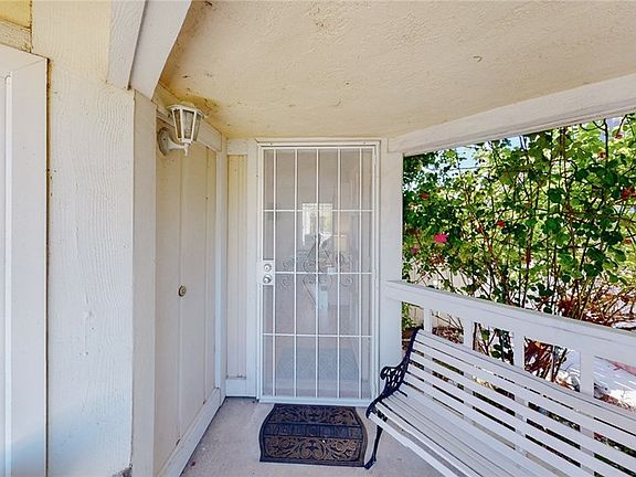 4th image of 14830 Raquel Ln
