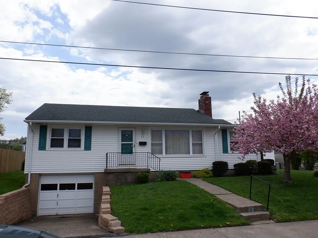 22 Austin Ave photo 1