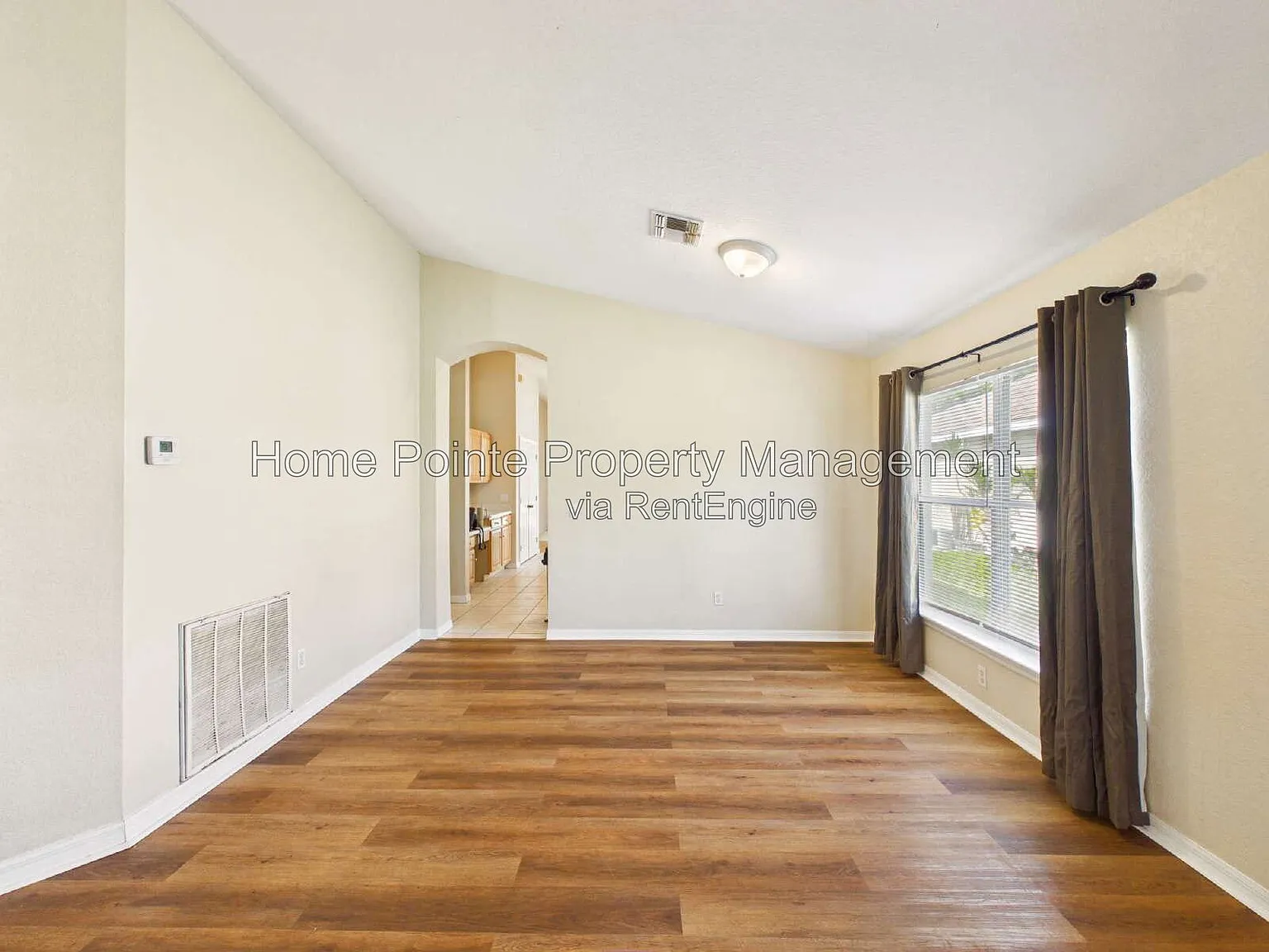 4 bed, 2.0 bath, 1962 sqft, $2,595 — Photo 4
