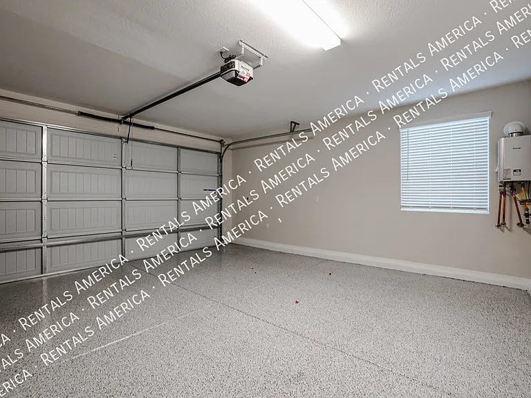 8817 W Luke Ave — Photo 29