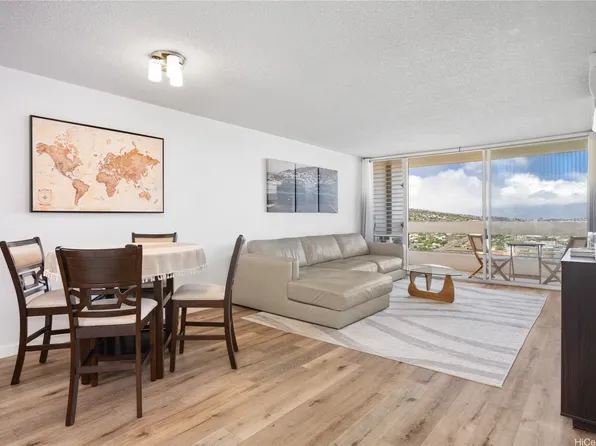 1212 Punahou St APT 2702, Honolulu, HI 96826