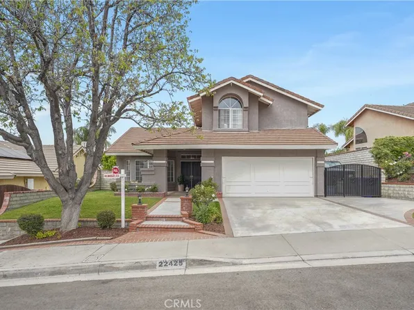 22425 Poplar St, Santa Clarita, CA 91390