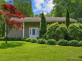 37 Tracy Rd, New Paltz, NY 12561