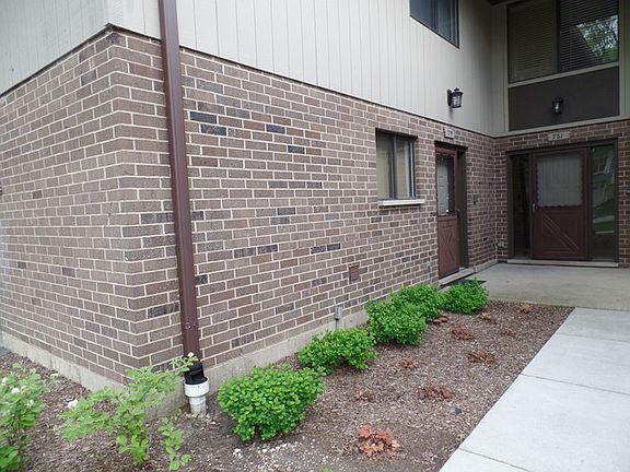 2nd image of 779 Whalom Ln #779