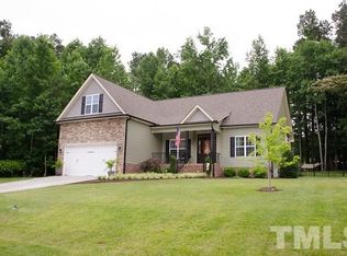 106 Bluegrass Dr, Oxford, NC 27565