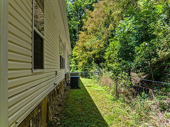12th image of this home