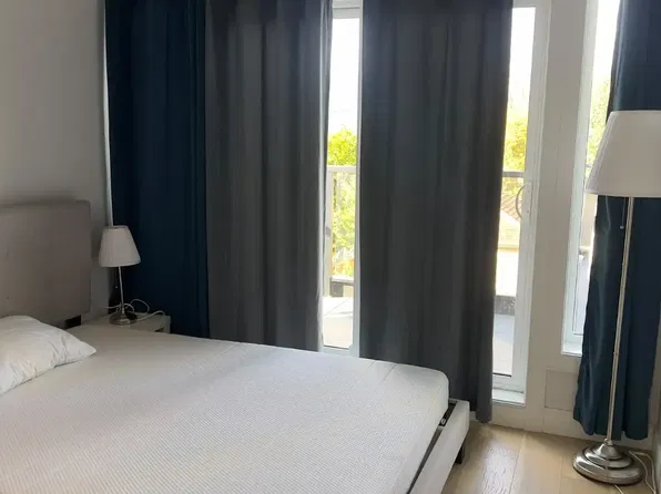 3429 Dundas St, Vancouver, BC