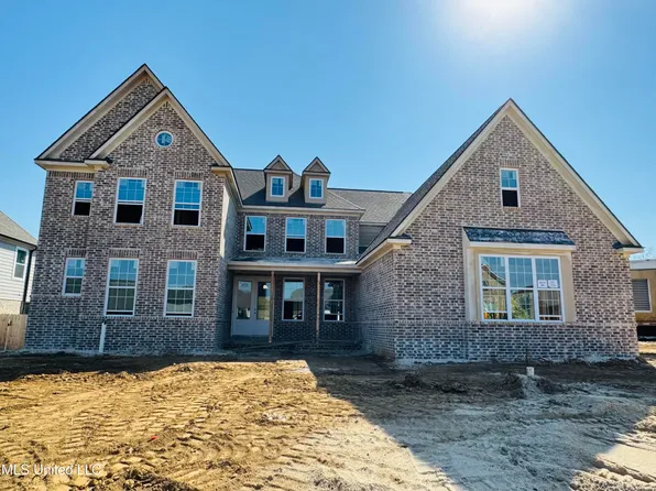 9577 McElroy Farms Dr, Olive Branch, MS 38654