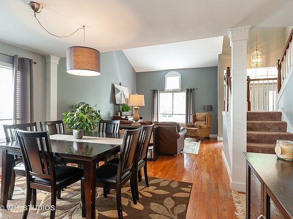 4th image of 960 Tylerton Cir