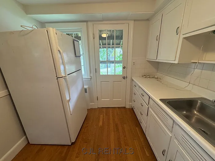 161 Hunnewell St — Photo 7
