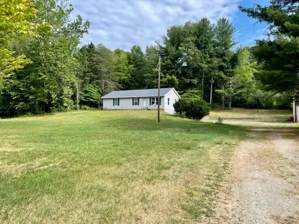 13348 5d Rd, Plymouth, IN 46563