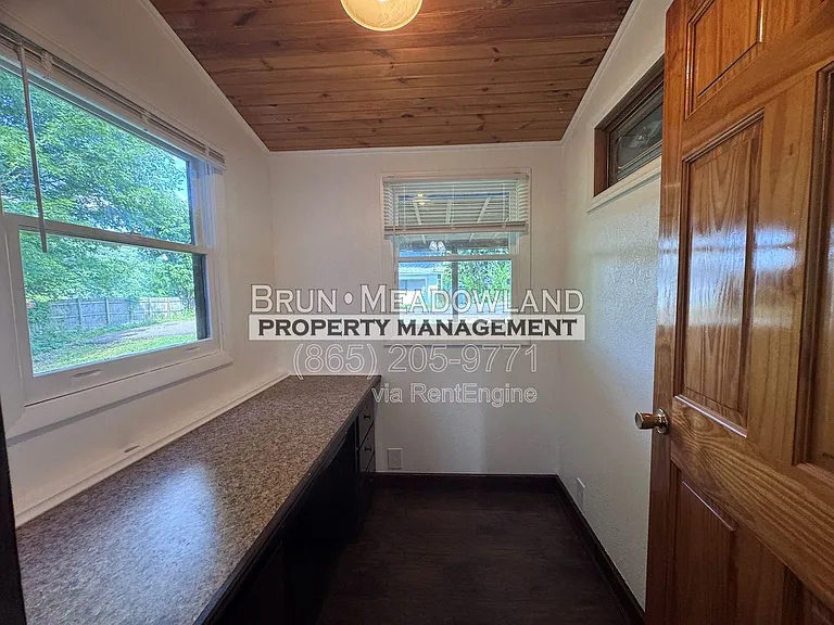 132 Henry Ave — Photo 12