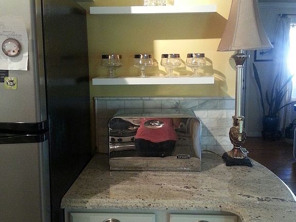 5th image of 1214 Westlawn Dr
