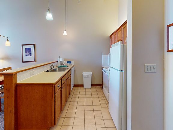 5th image of 426-83 Allegheny Springs Ln