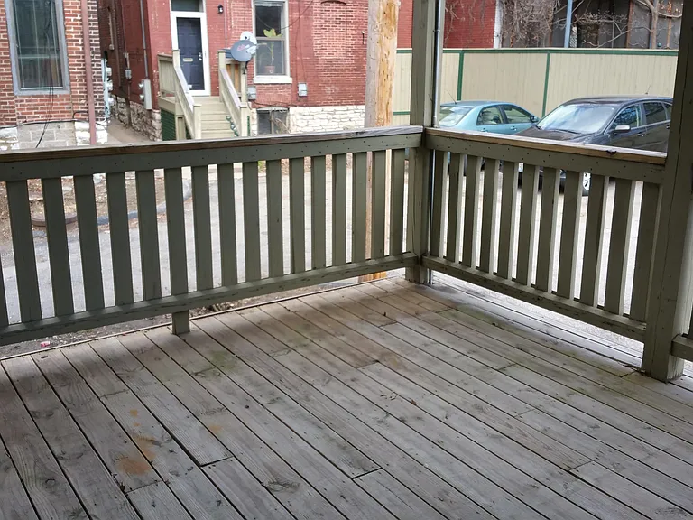 348 N Newstead Ave — Photo 3