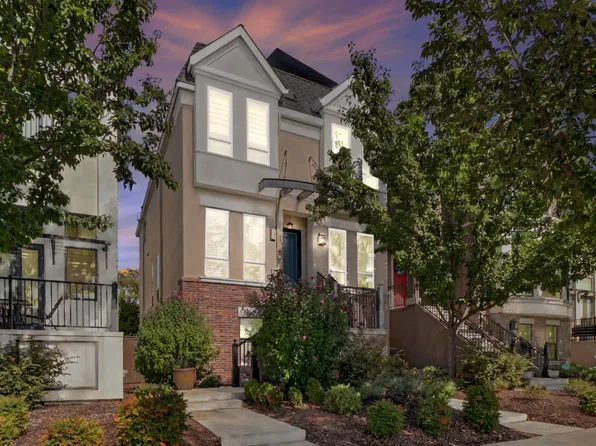 3305 Crocker Dr, Sacramento, CA 95818