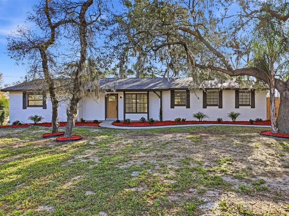 12703 N 53rd St, Temple Terrace, FL 33617