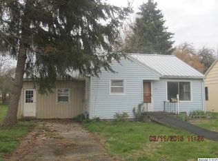 443 NW Sherman St, Sheridan, OR 97378