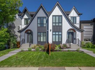 1932 W 27th St SW, Calgary, AB T3E 2E5