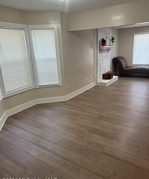 2702 Jamestown Way — Photo 4