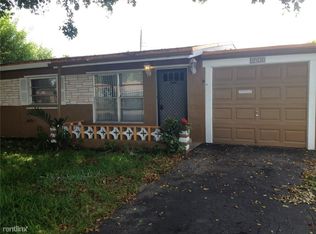 6921 SW 24th St, Miramar, FL 33023