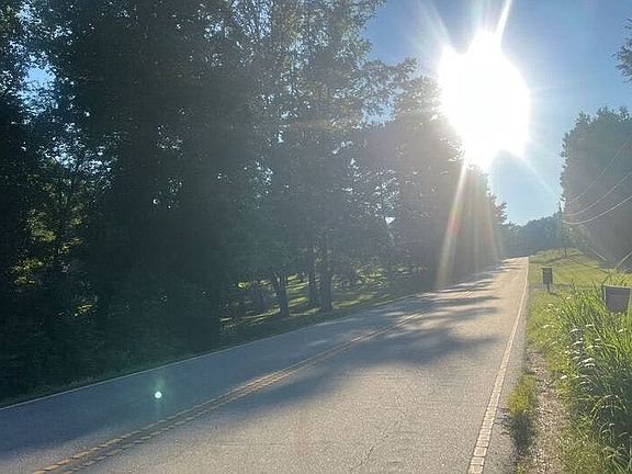 5th image of 2580 Webb Rd