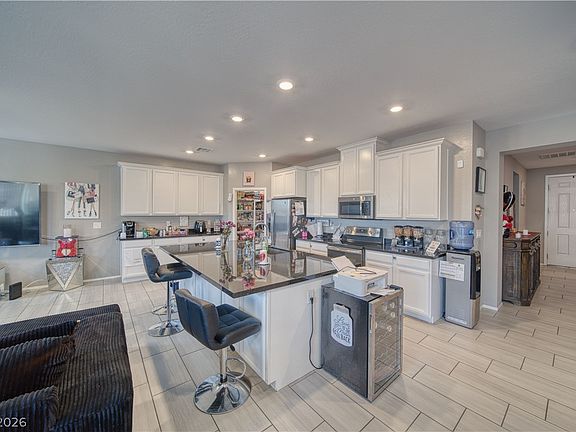 5th image of 2659 Glen Valley Ave