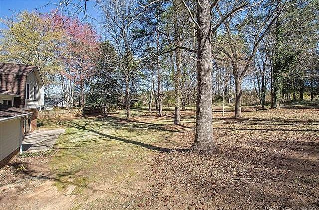 2nd image of 8832 Brigadier Ln