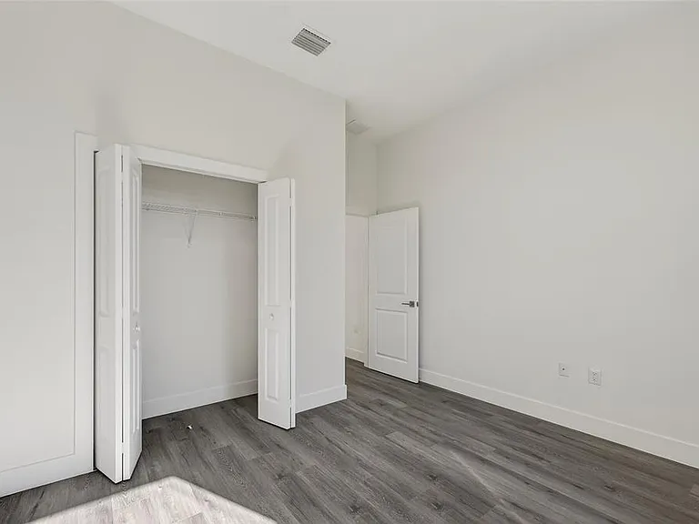 511 Sweetwater Dr — Photo 47
