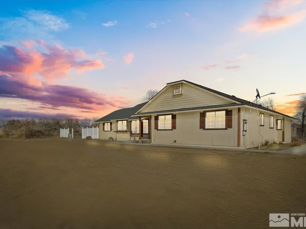 275 Sutro Rd, Dayton, NV 89403
