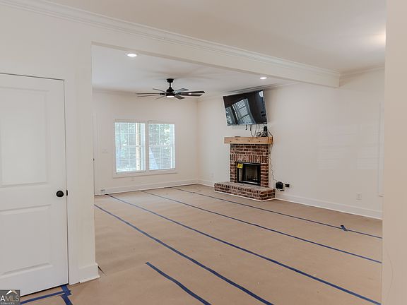 5th image of 632 Campbell Rd
