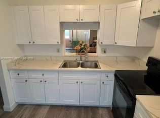 Meadowbrook Condo Apts Bl, Hallandale Beach, FL 33009