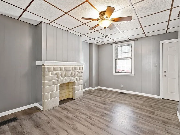 212 Sheridan St — Photo 5
