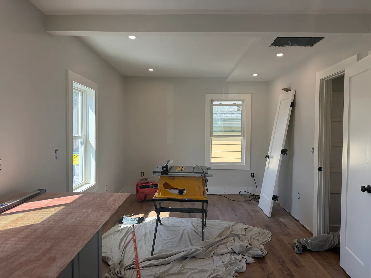 3 bed, 1720 sqft, $2,000 — Photo 2