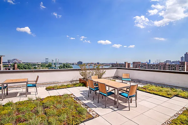 Sold by Compass | media 6